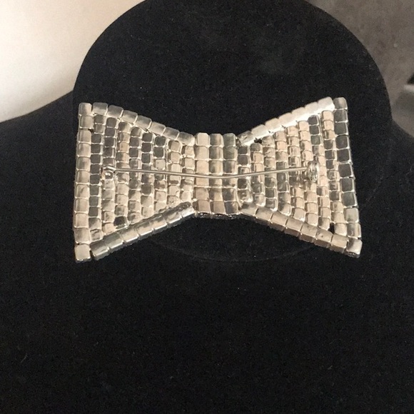 Vintage Blue Rhinestone Crystal Bow Tie Pin Brooch - Picture 3 of 4